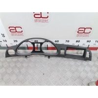 Накладка декоративная на торпедо Audi A6 C6 (2004-2011) 2005 4F1857115A,4F1857115A