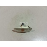 Повторитель поворота белый Land Rover Freelander 2 (2007 - 2014) LR007954