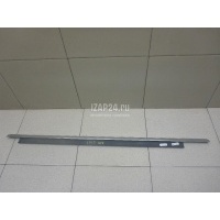 Накладка стекла заднего правого VAG A5/S5 [8T] Coupe/Sportback (2007 - 2016) 8T8853764D