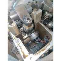 Форсунка Volkswagen Passat 2007 038130073BN