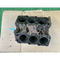 блок цилиндров Mitsubishi Montero 3 2002 1050A827
