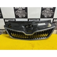 Решетка в бампер SKODA RAPID 1 2017 5JA853668