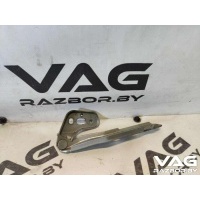 Петля капота правая Audi A6 Allroad C6 2009 4F0823302