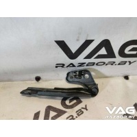 Петля капота Audi A6 Allroad C6 2008 4F0823301