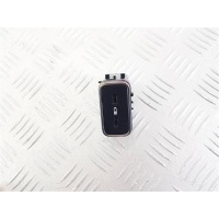 Разъем AUX / USB Mercedes GLE W167 2 поколения (2018 - 2024) 2020 A1678205201