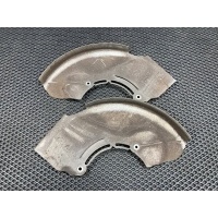 Кожух защитный тормозного диска Land Rover Range Rover 4 2017 LR082550,LR033277,LR089140,LR033276,LR082551,LR089139,CPLA2K005AG,CPLA2K004AG