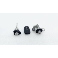 Ключ зажигания Toyota Camry 70 2018 8990433620, 6900533E20, 6905533510, 6905233410