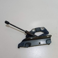 Петля капота левая Land Rover Freelander 2 (2007 - 2014) LR001565