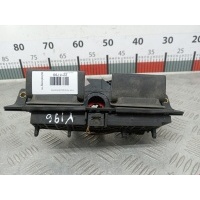 Ручка крышки багажника Audi A6 C5 (1997-2005) 1998 ,4B0827565J