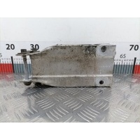 Отбойник бампера передний левый Mercedes C-Class (W204) (2006-2015) 2008 A2046201195,A2046201195