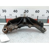 Кронштейн (крепление) кпп (лапа крепления траверса) Nissan Primastar (2002-2014) 2008 8200404278