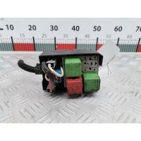 Блок предохранителей Opel Combo C (2001-2011) 2007 13208243,13208243