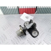 Петля крышки (двери) багажника Land Rover Discovery 3 (2004-2009) 2005