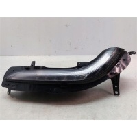 Поворотник передняя левый renault талисман valeo светодиодный 266052042r