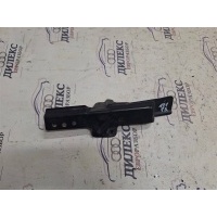 кронштейн воздушного фильтра Audi Q7 2005-2015 2012 4L0805697
