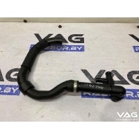 Фланец (тройник) системы охлаждения Volkswagen Passat B8 2015 5Q0121619D
