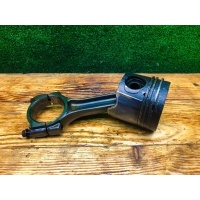 Поршень Renault Scenic 1 2000