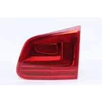 фонарь внутренний Volkswagen Tiguan 1 5N1 Рестайлинг 2011-2017 5N0945094J
