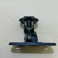Петля двери Land Rover Range Rover Evoque (2011 - 2018) LR042352