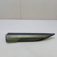 Накладка переднего крыла правого Land Rover Range Rover Evoque (2011 - 2018) LR027316