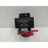 Реле накала свечей Mercedes Sprinter W901-905 (1995-2006) 2002 A0025424019