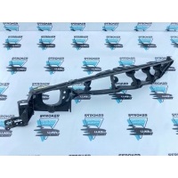 Кронштейн крыла BMW X5 E70 2008 51127157989