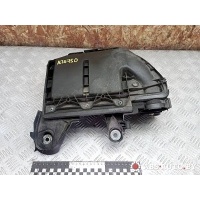 Корпус воздушного фильтра Peugeot 5008 2015 9673061080,1039257,70078W01