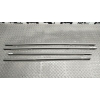 Уплотнитель двери Opel Astra/H 2004-2014 5154085, 5154086, 5154101, 5154102
