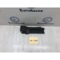 Кожух замка крышки багажника Mercedes W201 Mercedes W201 C 1982-1993 A2018050141