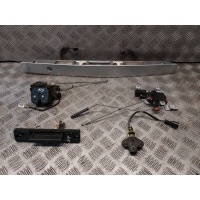 Диафрагма крышки багажника багажника ручка kia sorento i yl 81240 - 3e000 81230 - 3e000