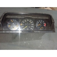 Щиток приборов (приборная панель) Mercedes 190 W201 1991
