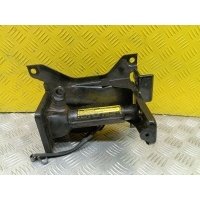 Домкрат Toyota Sequoia II 2008 - 2022 2008 091110C060