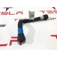 Патрубок (трубопровод, шланг) Tesla Model S 2-й рест. 2021 1752119-03-B,1585723-00-B