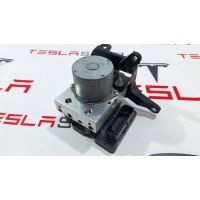 Блок ABS Tesla Model S 2-й рест. 2021 1044745-00-B,1659474-00-A,1620741-00-A