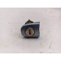 Личинка дверного замка Volkswagen Passat B5 1999 3B0837168