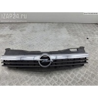 Решетка радиатора Opel Astra H 2004 13108463