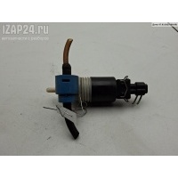 Насос (моторчик) омывателя стекла Volkswagen Passat B4 1994