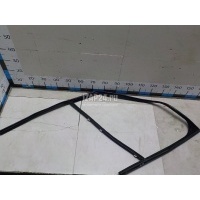 Уплотнитель стекла двери Land Rover Range Rover IV 2013 LR080136