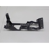 Кронштейн фары противотуманной левой Land Rover Range Rover IV 2013 LR050518