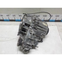 Коробка раздаточная Land Rover Range Rover IV 2013 LR101747