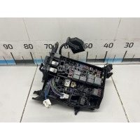 Блок предохранителей Toyota Corolla E18 2013 8274102090