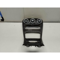 Накладка декоративная Mercedes Benz W205 2014 2056803805