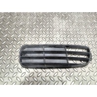 Заглушка (решетка) в бампер передний Audi 80 1994 8A0807345B