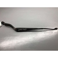 Щеткодержатель (поводок стеклоочистителя, дворник) Mitsubishi Galant 8 1997 11992C00DR,MR300207