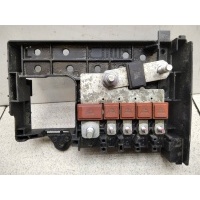 Блок предохранителей подкапотный opel (Опель) Astra J 2010-2015 13302305