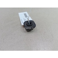 Подушка радиатора VAG Macan 2013 8K0121275A