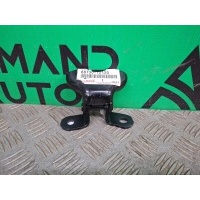 петля двери нижняя Toyota Camry 7 XV50 2011-2018 6873012120, 8