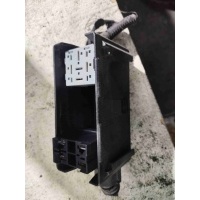 Блок предохранителей (блок реле) Opel Vectra B 2000 90504535