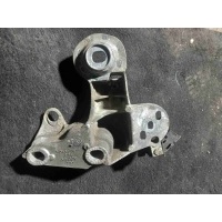 Кронштейн двигателя опорный Audi A4 B5(1994-2001) 2000 4b0199352a