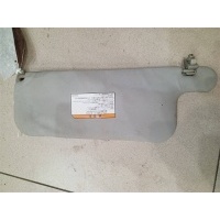 Козырек солнцезащитный правый Mitsubishi Pajero iO 1998-2007 2001 MR797802
